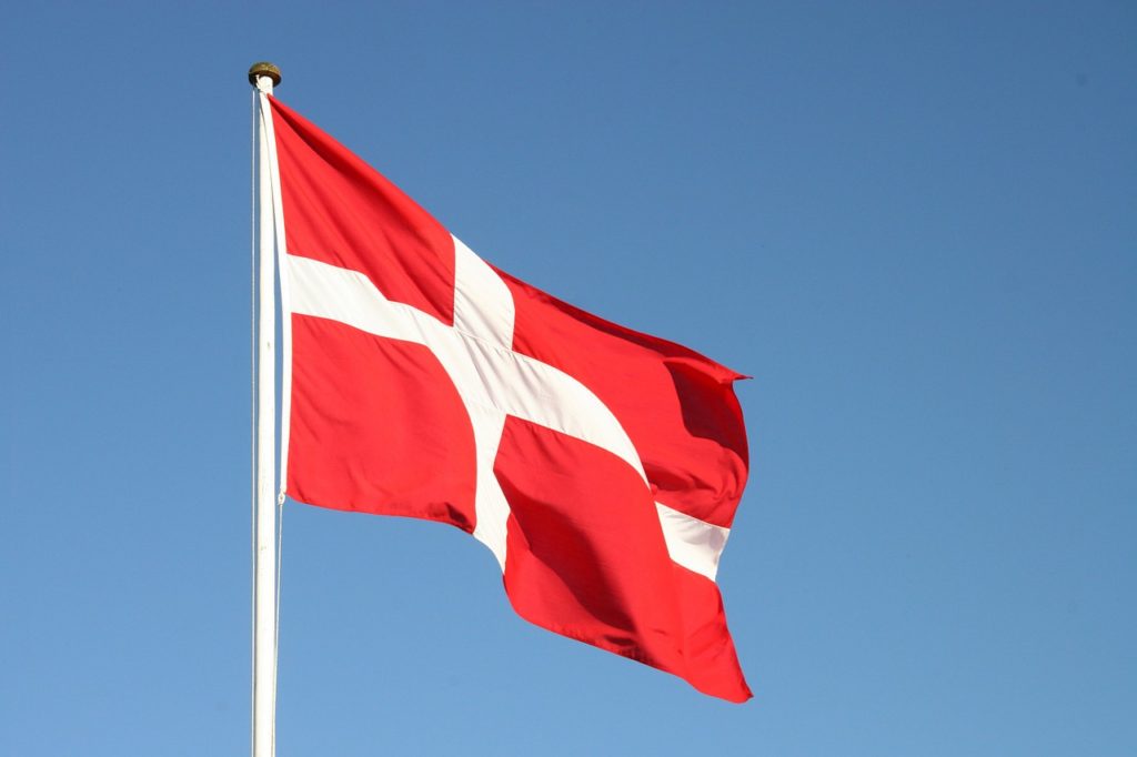 danmark flag flagdage helligdage dannebrog